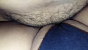 Preview 3 of Footjob Of Old Mom - Con la tanga a un lado
