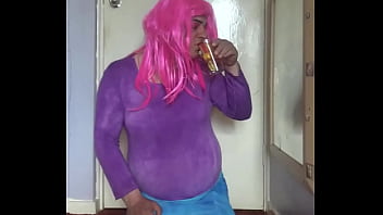 Preview 3 of Girl Parches - i love to humiliate myself while you watch but would be better if another man would do this instead