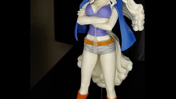 Preview 3 of Sexy Femili - Wanda (One Piece) figure #2 (double)