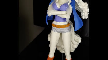 Preview 1 of Sexy Femili - Wanda (One Piece) figure #2 (double)