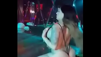 Preview 2 of Sexy Wide Hips Mature Naked - رقص عاهرات ?