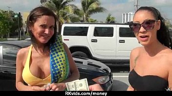 Preview 1 of Dogs And Houras Sex Girl - Amateur hottie takes cash for public sex 5