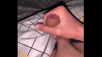 Preview 1 of Real Kerala Boob Press - Adoro um novinho desse gozando uma pena que n&atilde_o e dentro de mim