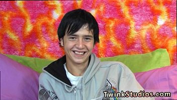 Preview 4 of Bruder Wichst Schwester Gesicht - first time male to male anal gay sex movietures Aidan Rayne is