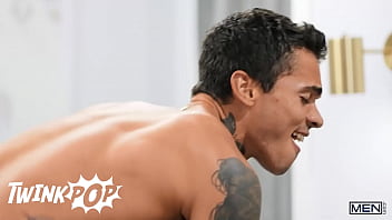 Preview 2 of Guys Team - Watch Ashton Summers Get Extra Nasty With Dante Colle&#039_s Hard Rock Dick - TWINKPOP