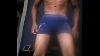 Preview 2 of Asian Street Meat Lady Boy - Meu amigo que se diz hetero