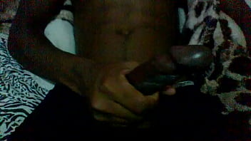 Preview 1 of Andhra Sex Hot - neg&atilde_o gostoso se masturbando,  pau grade e gostoso
