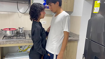 Preview 2 of Wife Massage Went Wrong - Vecina nueva de mi unidad es muy cachonda y me viene a pedir que me la folle duro y me le corra adentro.