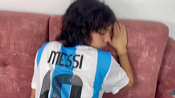 Preview 3 of Frist Time Xxnx - Me veo la final de la copa con mi peque&ntilde_a hermanastra y termino follandola y demostrando quien es el campe&oacute_n. H.L.