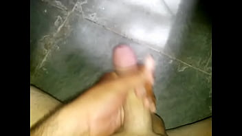 Preview 3 of Nepali Bilu Film 16 Yrr Ki - batendo uma no meu quarto