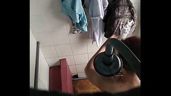 Preview 3 of Qxinqrror - quay l&eacute_n trai cu bự v&agrave_ trắng tắm ở ph&ograve_ng gym quận T&acirc_n Ph&uacute_