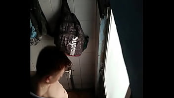 Preview 4 of Qxinqrror - quay l&eacute_n trai cu bự v&agrave_ trắng tắm ở ph&ograve_ng gym quận T&acirc_n Ph&uacute_