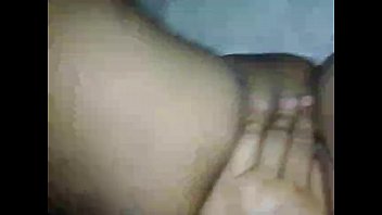 Preview 4 of Fratele Xxx Isi Fute Sora - VID-20160917-WA0009