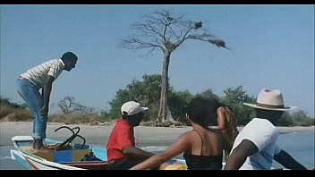 Preview 1 of Back Sex Pakistani - Indian Actress Kitu Gidwani Topless In French Movie Black