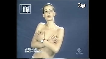 Preview 4 of Patient Doc - Vanessa Incontrada provino nuda