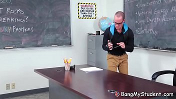 Preview 2 of Jav Ol - Nerdy Student Fucks His Hot Latina Teacher Mrs.Carrera