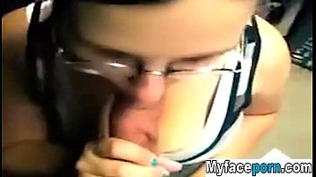 Preview 2 of Missionary Hard Fuck - Hei&szlig_e deutsche Amateur teen saugt und fickt mit cumshot