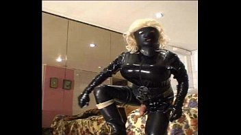 Preview 2 of Old Dad Rapes His Own Daughter - RoxinaLadyBoyBizarraXXX