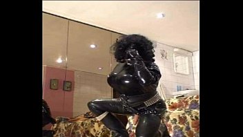Preview 4 of Gunpoint Blowjob - ZipperMaskRubberFuXXX