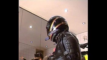 Preview 2 of 18 Year Sex Blad - Roxina2002RubberOxAndRoxinaInRubberSex080302XX080302XXl.MPG