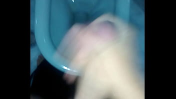 Preview 2 of Nomkang Ice - Gozando na punheta / Cum in HandJob