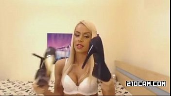 Preview 1 of Deebka Padokon - Babe Norway Kinky Dildoing Butt