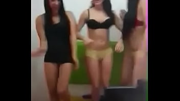 Preview 1 of Bund Ass - fiesta de lesbianas