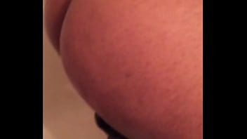 Preview 1 of India Woboydys - Ass shot wit dildo