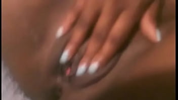 Preview 1 of Mihakalifa Video - Morena playing with pussy