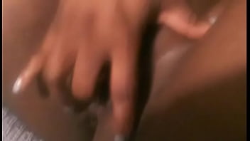 Preview 4 of Mihakalifa Video - Morena playing with pussy