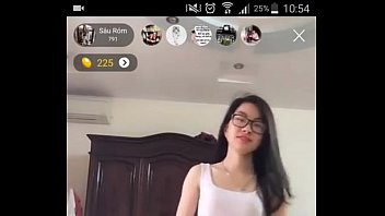 Preview 2 of Round Girl Sex - Hai ph&uacute_t em lại c&uacute_i xuống cho cả nh&agrave_ xem vếu 1 lần tr&ecirc_n bigo live