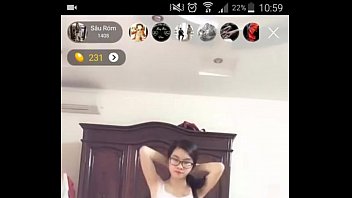 Preview 3 of Round Girl Sex - Hai ph&uacute_t em lại c&uacute_i xuống cho cả nh&agrave_ xem vếu 1 lần tr&ecirc_n bigo live
