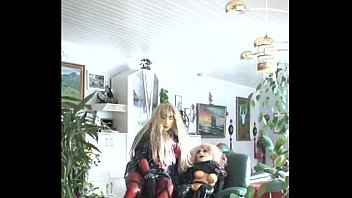 Preview 1 of 3bigcock - Roxina2007CuteDollzInRed180307XXXL.MPG
