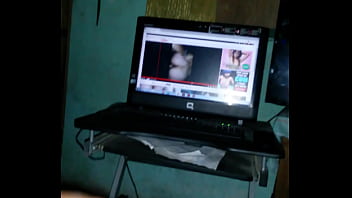 Preview 3 of Amateur Throat Martina - sacandome la leche viendo XVIDEOS