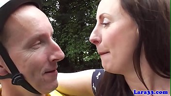 Preview 1 of Beyaz Etekli Trbanl - UK milf jizzed on while ass fingered