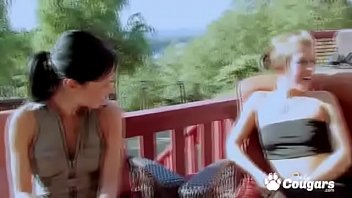 Preview 1 of Acaba Mientras Le Hacen El Tube - Naughty Canadians Alyssa Reece and Brooke Fuck With A Strapon