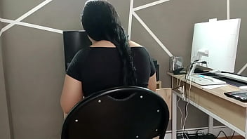 Preview 1 of Videos Xxxxxxxxxx - mi hermanastra se hace pasar por mi novia para que la folle duro hasta hacerla correr H.L.