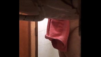 Preview 4 of Sunny Leone Hd 480p Fucking Vid - Espiando a mi mama PARTE4