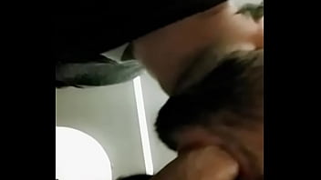 Preview 4 of Pastor 3gp Boy To Boy Xxx Video - Sendo mamado no banheiro