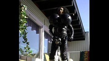 Preview 1 of Best Outdoor Sex Videos - Roxina2005SuperGurlsWithHyperBoobs260305XXXL.MPG