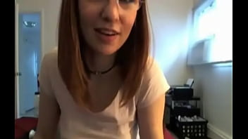 Preview 3 of Sivinger Zenci Tube - Tbusco: Estudiante espa&ntilde_ola zorreando en la webcam