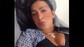Preview 1 of Eurozone Tv - Cad&ecirc_ os de plant&atilde_o sensualizando!Chegou o final de semana vamos...?️