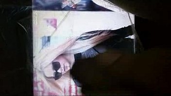 Preview 2 of Free Downe Loding - Avril Lavigne