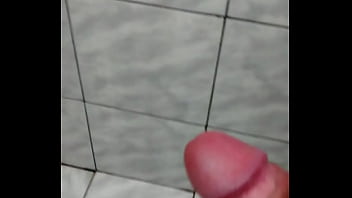Preview 2 of Pakistani Girl Fucks Two Boys - Gozando na punheta.