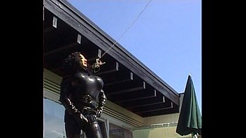 Preview 2 of Breazt Sucking - Roxina2004BigGurlInRubberBootsOut170704XXL.MPG