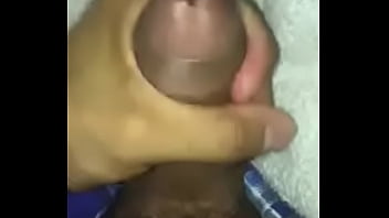 Preview 2 of Busty Short Hair - verga chaqueteada