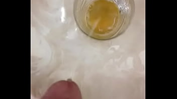 Preview 3 of Lepas Air Dlm Burit - Pissing in a glass
