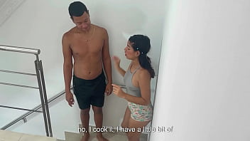 Preview 1 of Rachel Steele Seduces Neighbor - mi hermanastro me folla con su enorme pene en las escaleras y somo captados por las c&aacute_mara que dejan nuestros padres en la casa H.L