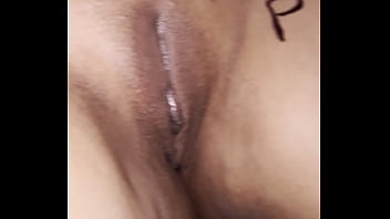 Preview 1 of Wwwdeeg Com - Me chupo los dedos y dedeo rico la vagina de frida latina muy cachonda y sexy