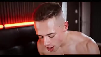 Preview 1 of Nude Force Sex - Alemao roludo e o passivo guloso